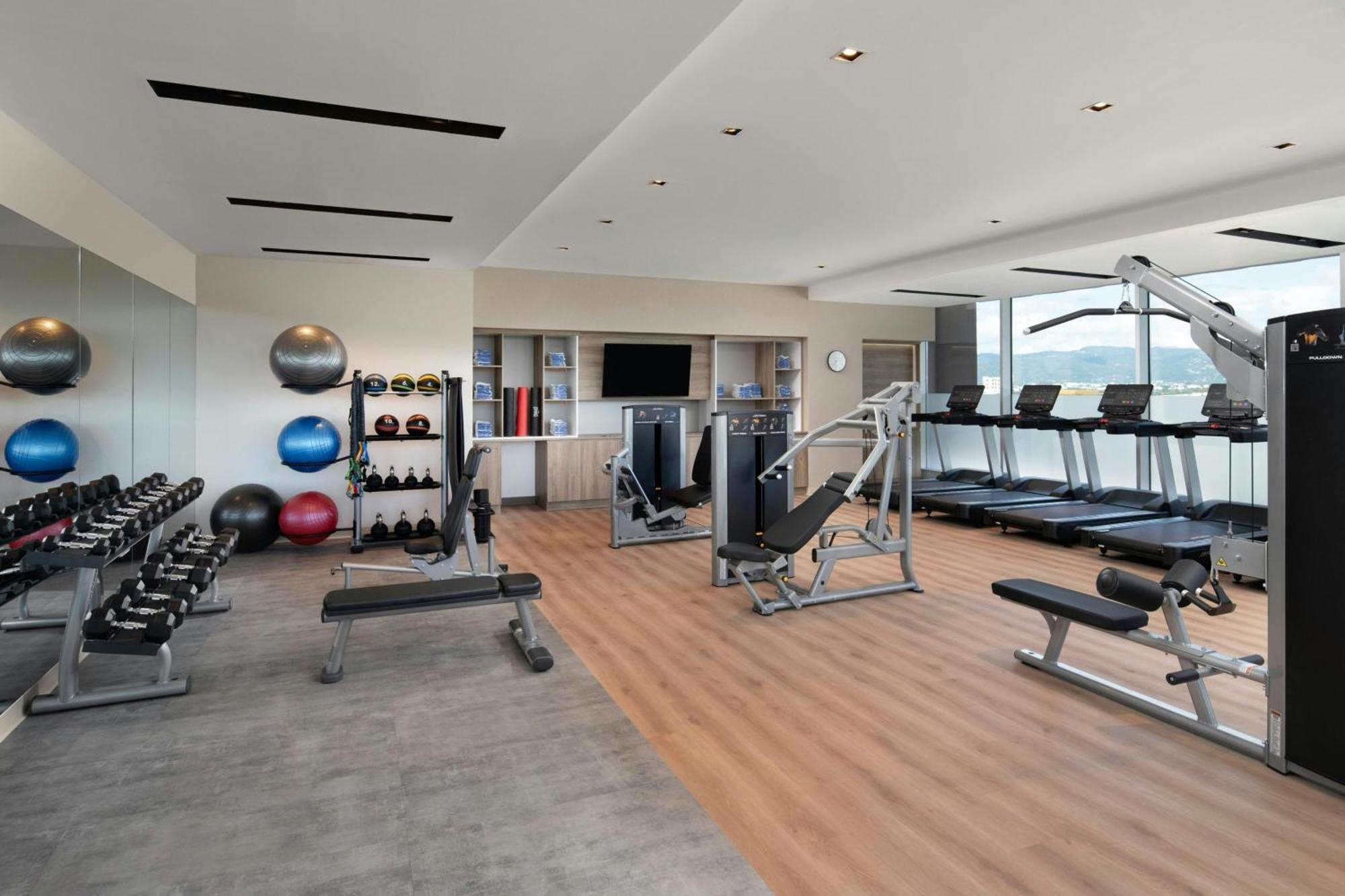 Residence Inn By Marriott 산티아고 데 로스 카바예로스 외부 사진